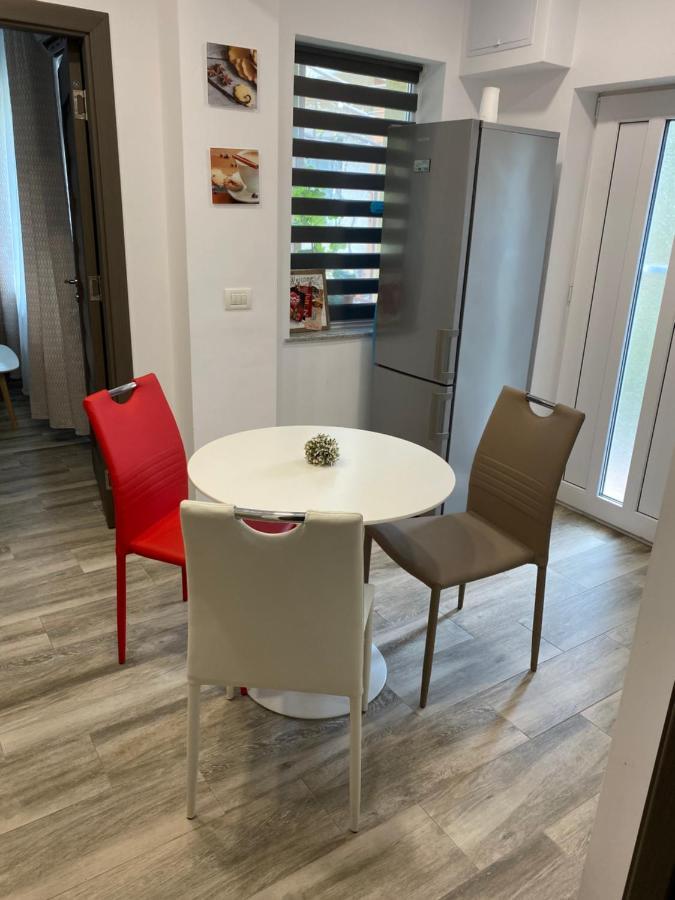 Отель Casa Lui Mamaia Констанца Экстерьер фото